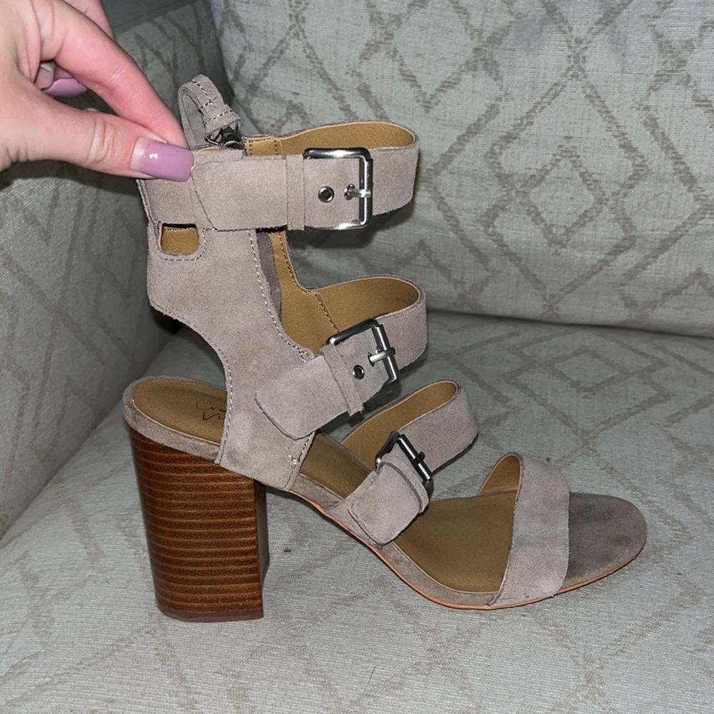 Shoes worn once for senior pictures!